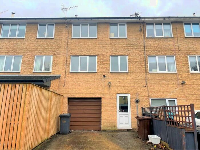 3 Bedroom Terraced House To Rent In Forge Hill, Oughtibridge, Sheffield, S35