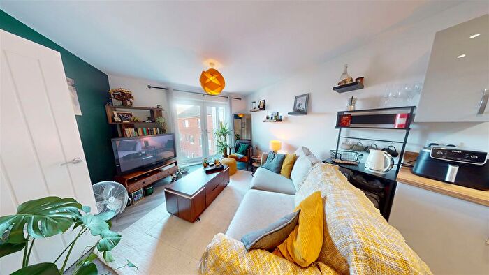1 Bedroom Flat For Sale In Rhodri Morgan Way, Canton, CF11