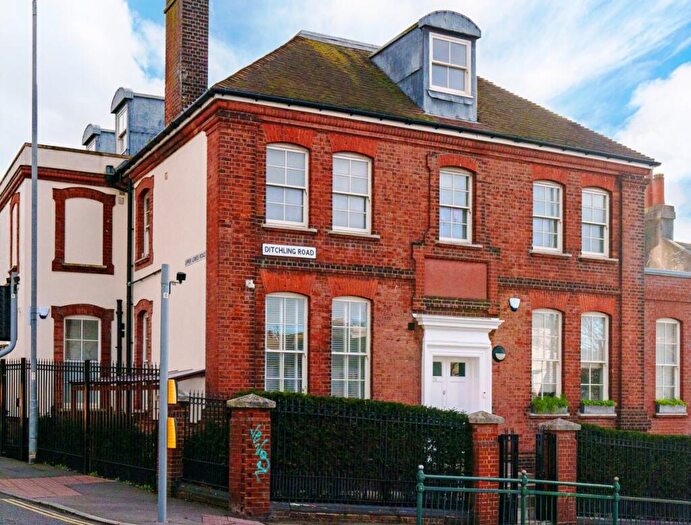 2 Bedroom Flat To Rent In Ditchling Road, Brighton, BN1