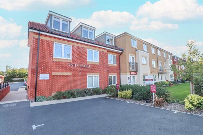 2 Bedroom Apartment For Sale In Victoria Road, Farnborough, GU14