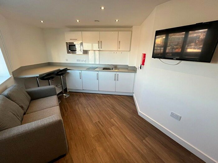 2 Bedroom Flat To Rent In Market Place, Sheffield, S1