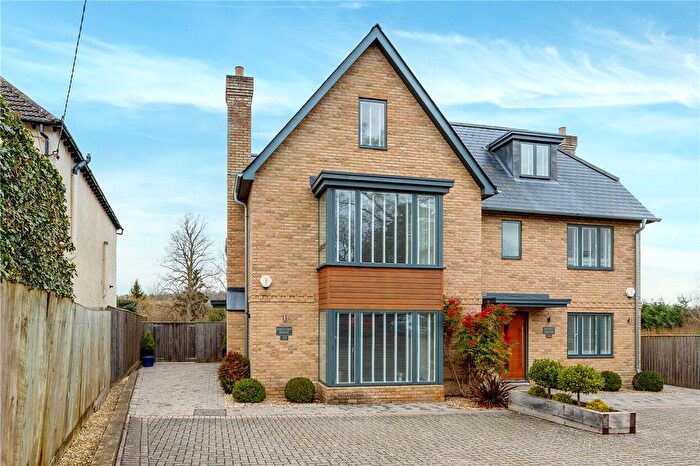 4 Bedroom Semi Detached House For Sale In Cumnor Hill, Oxford, Oxfordshire, OX2