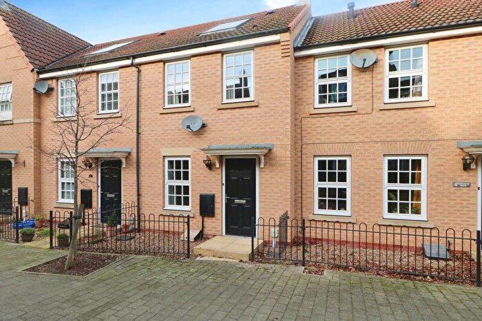 2 Bedroom Terraced House For Sale In Dickinson Walk, Beverley, HU17