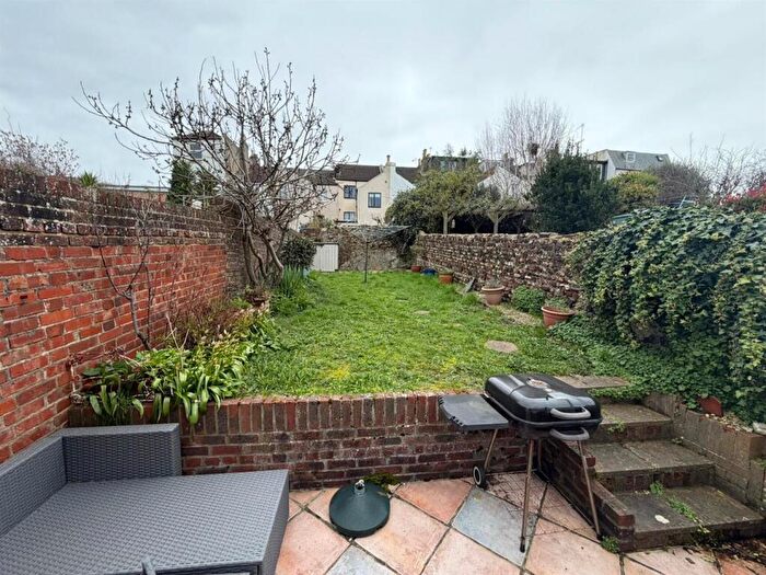 3 Bedroom Terraced House To Rent In Milton Road, Brighton, BN2