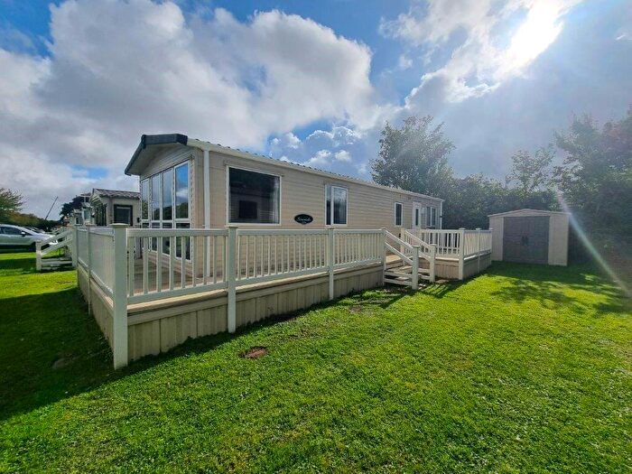 2 Bedroom Lodge For Sale In Straight Road, East Bergholt, CO7