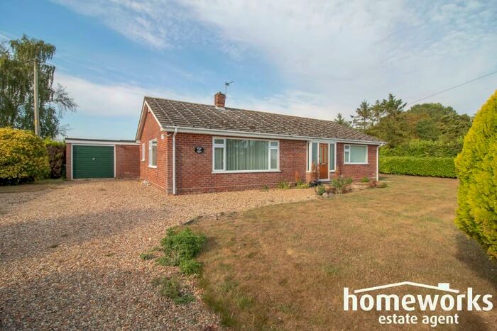 3 Bedroom Detached Bungalow For Sale In Church Road, NR20