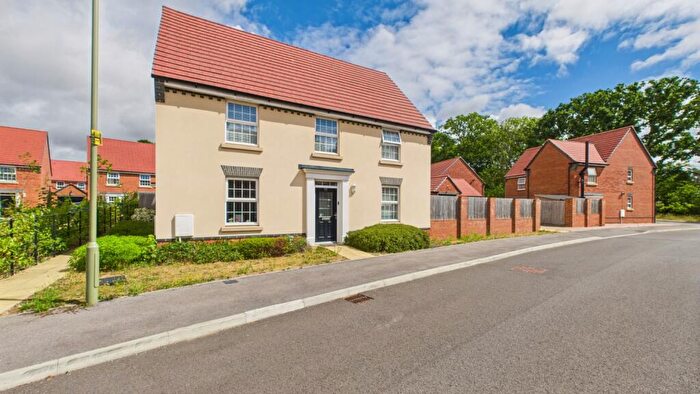 4 Bedroom Detached House For Sale In Ganger Farm Way, Romsey, SO51