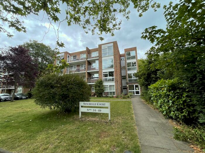 1 Bedroom Flat To Rent In Seychelle Court, Foxgrove Road, Beckenham, BR3