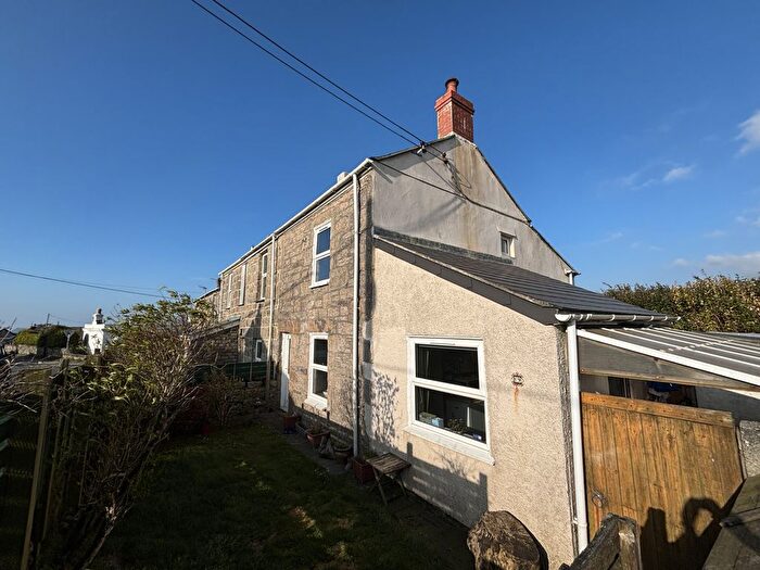 3 Bedroom End Of Terrace House For Sale In Portherras Cross, Pendeen, TR19