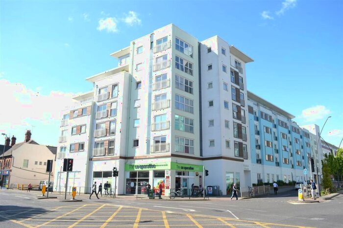 1 Bedroom Flat For Sale In Station Approach, Hudson House Station Approach, KT19