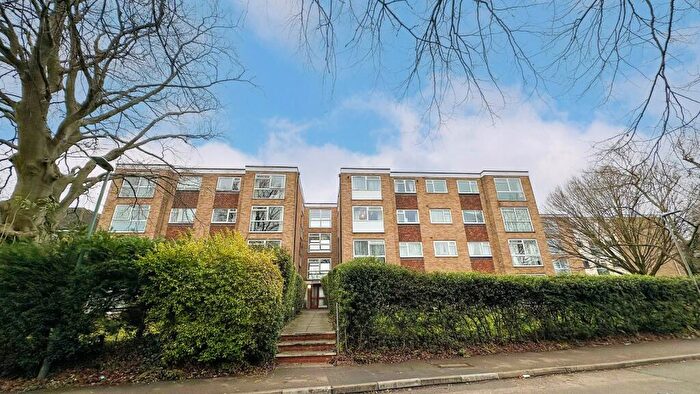1 Bedroom Flat To Rent In Harcourt Avenue, Wallington, Surrey., SM6