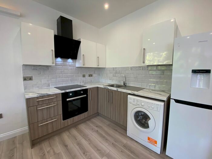 2 Bedroom Flat To Rent In Claughton Street, St. Helens, WA10