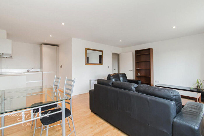 1 Bedroom Apartment To Rent In Hereford Road, London, E3