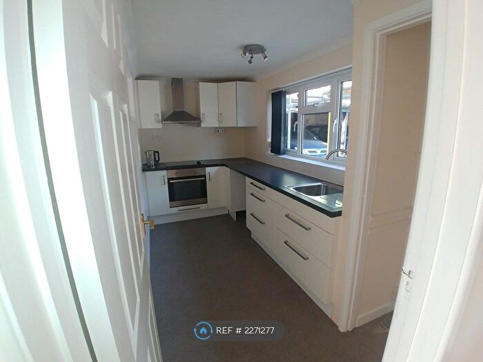 2 Bedroom Flat To Rent In Ashburn Court, Fordingbridge, SP6