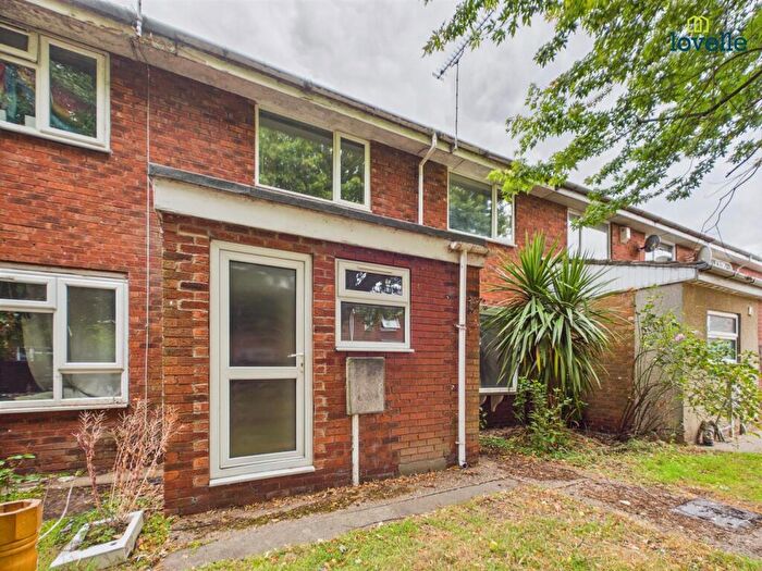 4 Bedroom Terraced House To Rent In Staunton Court, Lincoln, LN1