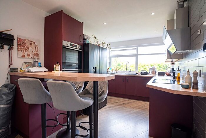2 Bedroom Flat For Sale In St. Johns Court, Stratford-Upon-Avon, CV37