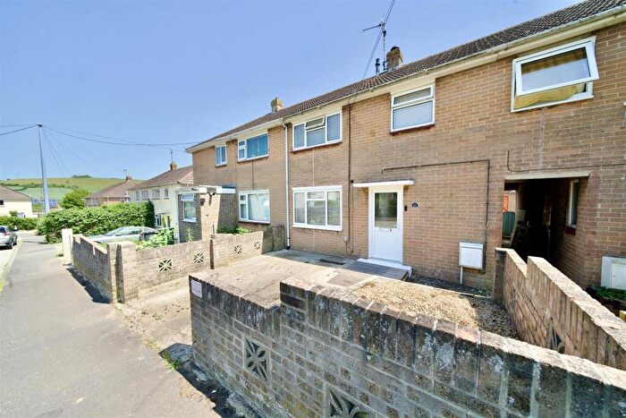 3 Bedroom Terraced House For Sale In Knoll Rise, Weymouth, DT3