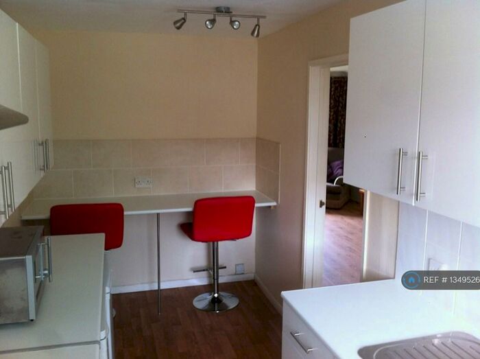 4 Bedroom Flat To Rent In Festing Road, Southsea, PO4