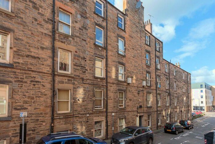 1 Bedroom Flat To Rent In Beaverbank Place, Edinburgh, EH7
