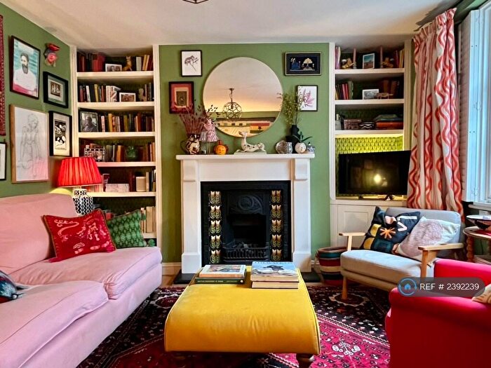 1 Bedroom Flat To Rent In New North Road, London, N1