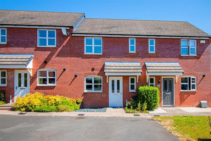 2 Bedroom Terraced House For Sale In Chapple Hyam Avenue, Bishops Itchington, Southam, CV47