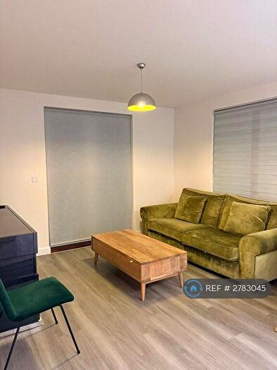 2 Bedroom Flat To Rent In Osprey Drive, Cambridge, CB2