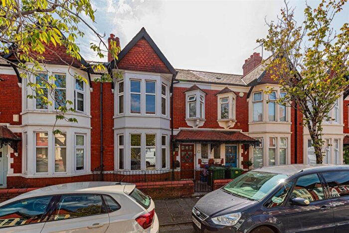3 Bedroom House For Sale In Stallcourt Avenue, Penylan, Cardiff, CF23
