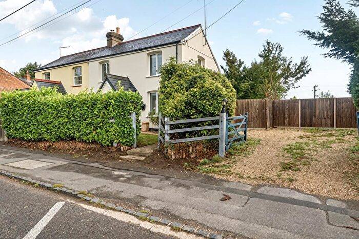 2 Bedroom Cottage For Sale In Henley-On-Thames, Oxfordshire, RG9