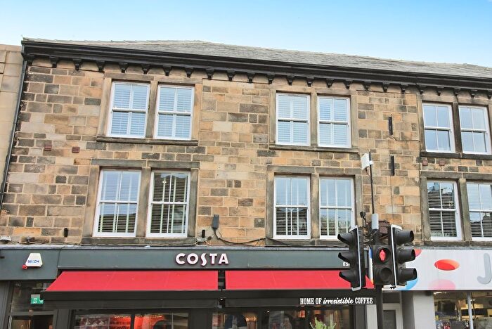 2 Bedroom Flat To Rent In Kirkgate, Otley, LS21