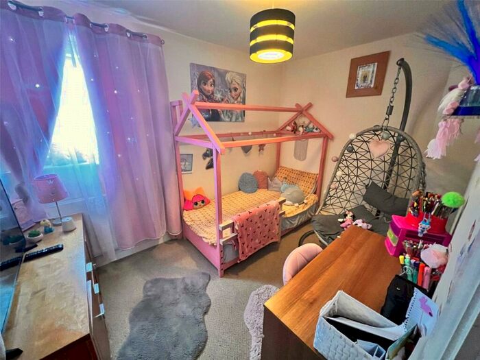 2 Bedroom Flat To Rent In Curzon Street, Burton-On-Trent, Staffordshire, DE14