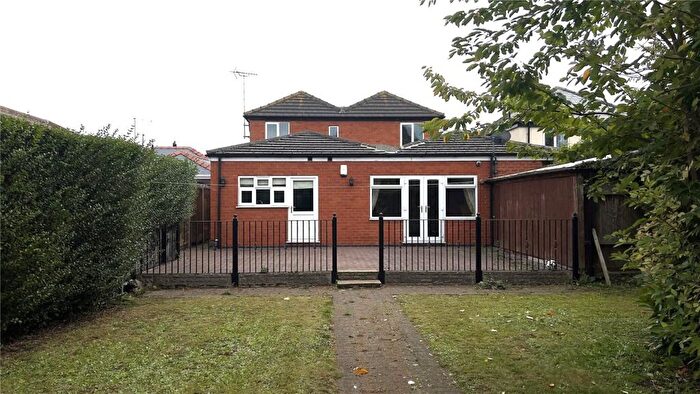 5 Bedroom Semi-Detached House To Rent In Lincoln Road, Newark, Nottinghamshire, NG24