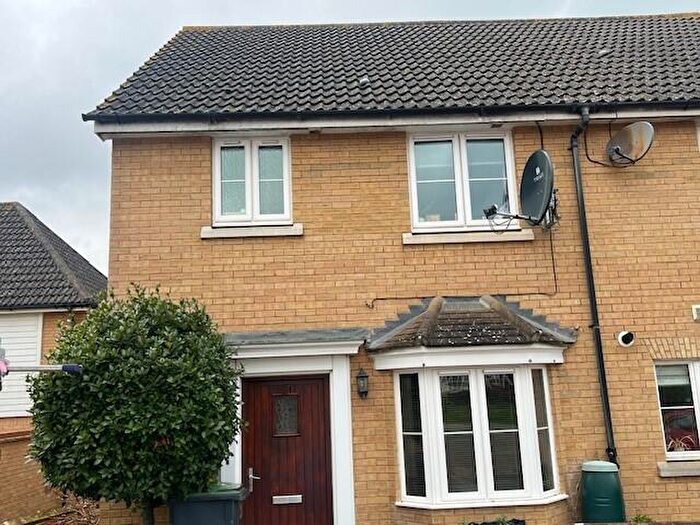 3 Bedroom Semi-Detached House To Rent In Harrier Way, Stowmarket, IP14