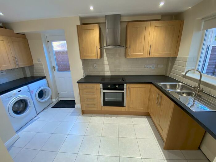 3 Bedroom Semi-Detached House To Rent In Thatcham, West Berkshire, RG18