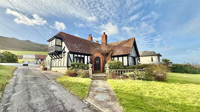 8 Bedroom Detached House For Sale In Down End, Croyde., EX33