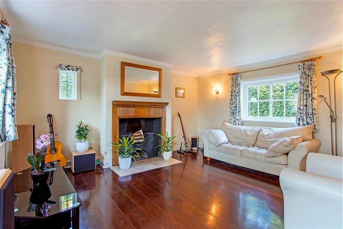 5 Bedroom Detached House For Sale In Billingbear Lane, Binfield, Bracknell, Berkshire, RG42