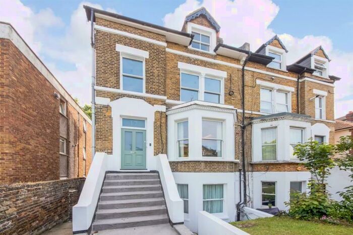 2 Bedroom Flat To Rent In Clarendon Rise, Lewisham, SE13