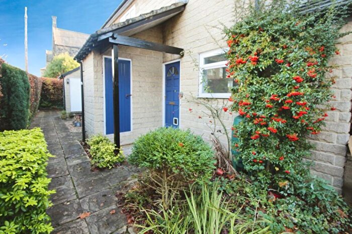 2 Bedroom Apartment To Rent In Belmonte Gardens, Sheffield, South Yorkshire, S2