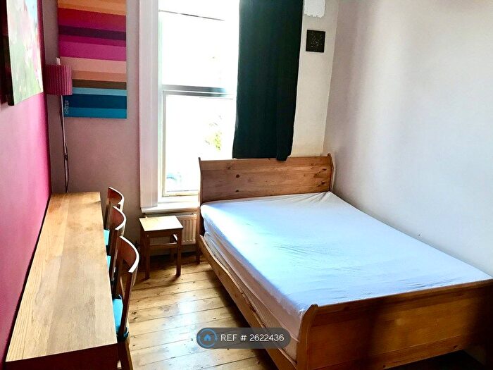 2 Bedroom Flat To Rent In Jacksons Rd, London, N7