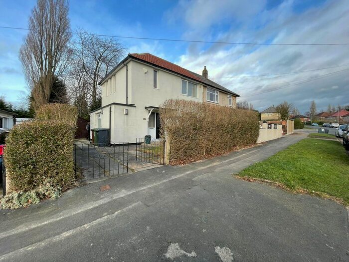2 Bedroom Semi-Detached House To Rent In Tynwald Drive, Leeds, LS17