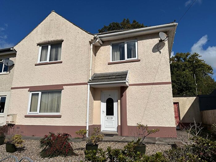 4 Bedroom Semi-Detached House For Sale In Gyrnosfa, Lower Cwmtwrch, Swansea., SA9