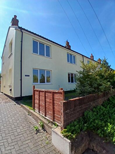 3 Bedroom End Of Terrace House To Rent In Welldone, Station Road, Yaxham, Norfolk, NR19