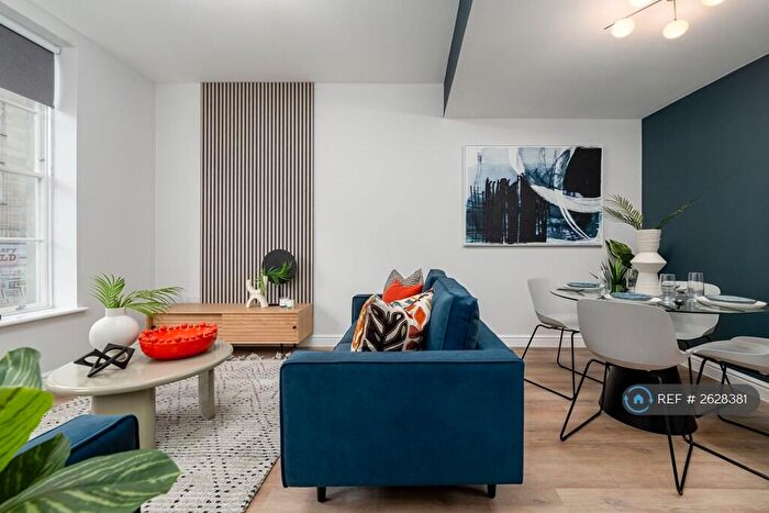 2 Bedroom Flat To Rent In Park Street, Bristol, BS1