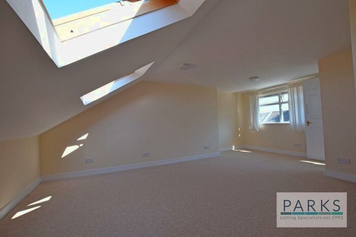 4 Bedroom Terraced House To Rent In Carlyle Street, Brighton, BN2
