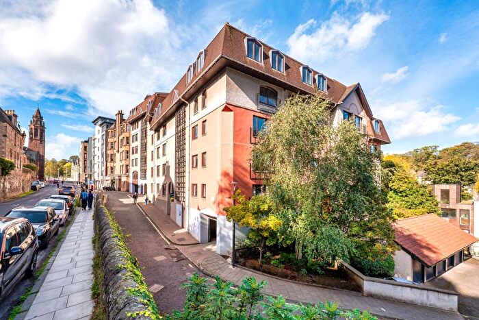1 Bedroom Apartment For Sale In Belford Road, Edinburgh, EH4