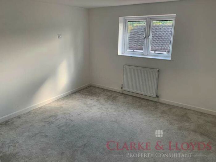 5 Bedroom End Of Terrace House To Rent In Harrow, HA3