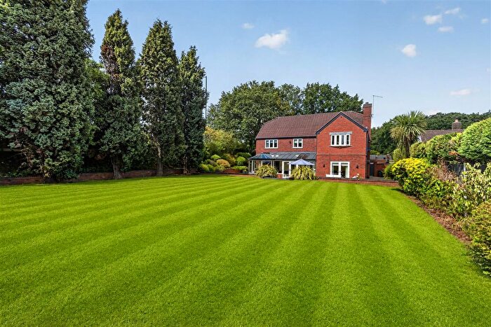 5 Bedroom Detached House For Sale In Monmouth Drive, Sutton Coldfield, B73