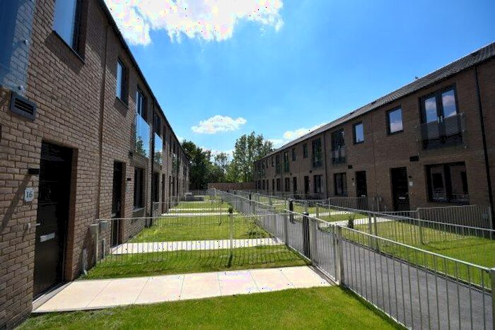 1 Bedroom Flat To Rent In Fifth Avenue, York, YO31