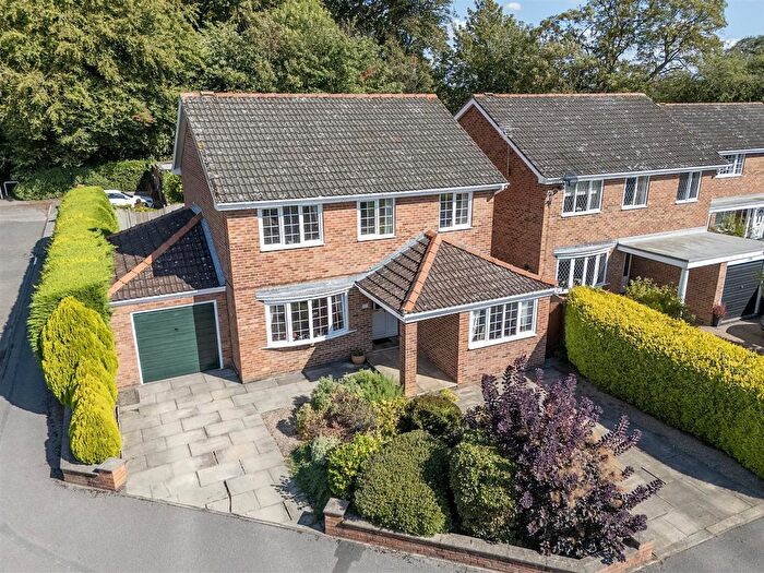 4 Bedroom Detached House For Sale In Dringthorpe Road, York, YO24