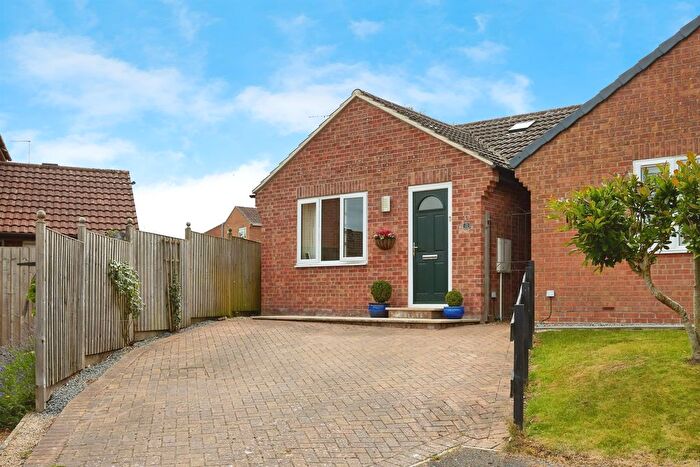 1 Bedroom Detached Bungalow For Sale In Castle Mount, Tisbury, Salisbury, SP3