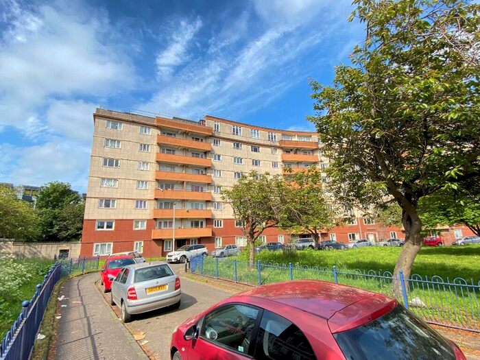 3 Bedroom Flat To Rent In Westfield Court, Gorgie, Edinburgh, EH11